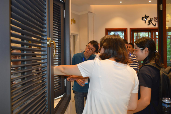 國(guó)家標(biāo)準(zhǔn)GB/T 8478《鋁合金門窗》審查會(huì)在佛山順利召開(圖12) 國(guó)家標(biāo)準(zhǔn)GB/T 8478《鋁合金門窗》審查會(huì)在佛山順利召開(圖12)