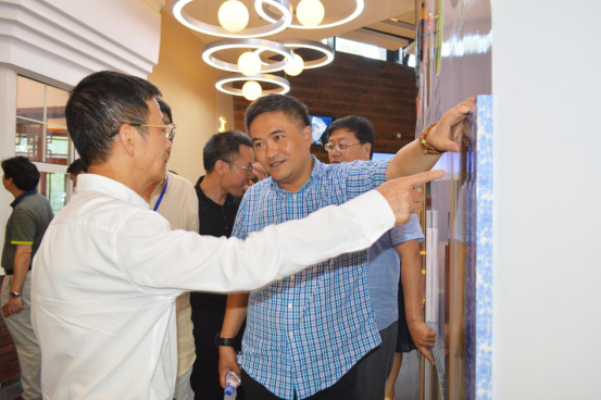 國(guó)家標(biāo)準(zhǔn)GB/T 8478《鋁合金門窗》審查會(huì)在佛山順利召開(圖11) 國(guó)家標(biāo)準(zhǔn)GB/T 8478《鋁合金門窗》審查會(huì)在佛山順利召開(圖11)